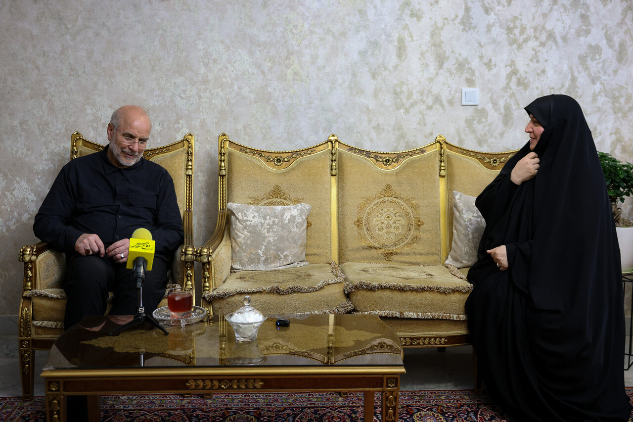 دیدار قالیباف با خانواده شهید باقری