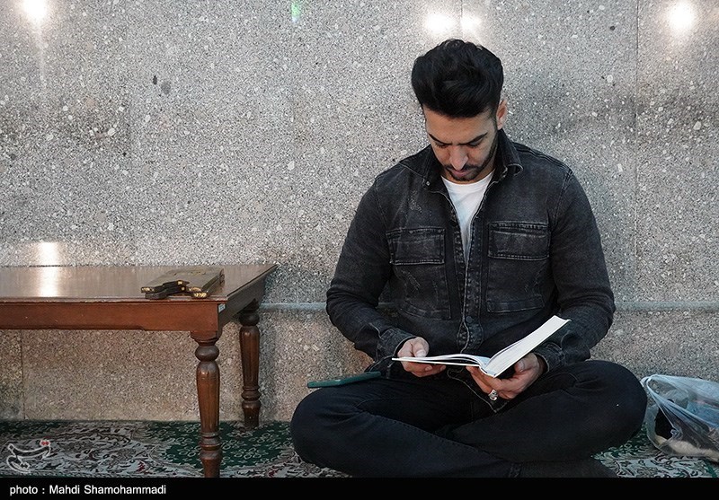 ترتیل خوانی قرآن کریم در مصلای حرم عبدالعظیم (ع) 