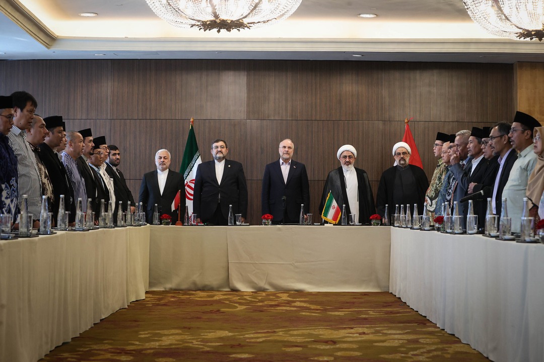 دیدار قالیباف با جمعی از علما و فرهیختگان اندونزیایی در جاکارتا