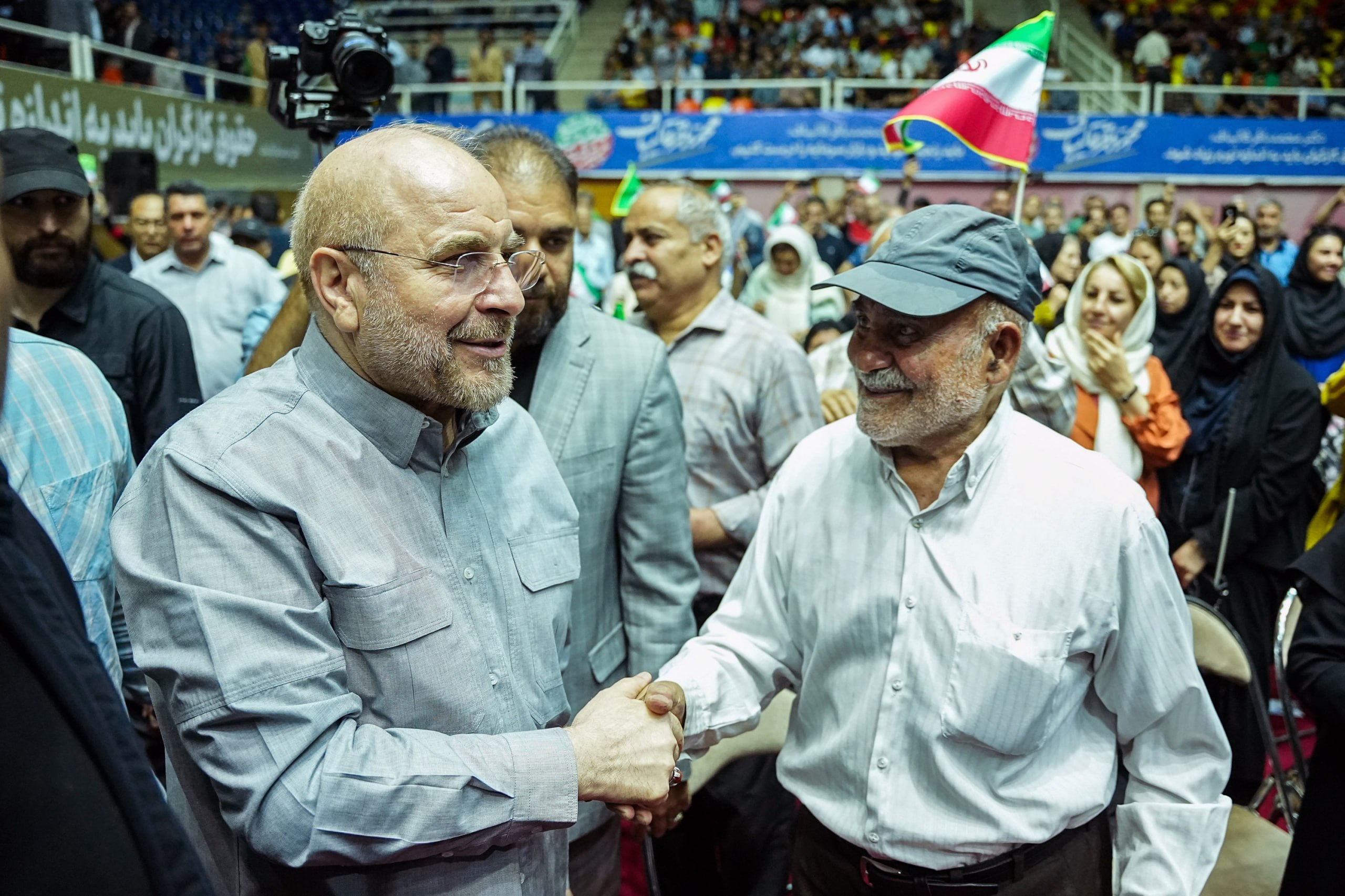 گردهمایی کارگران و بازنشستگان 