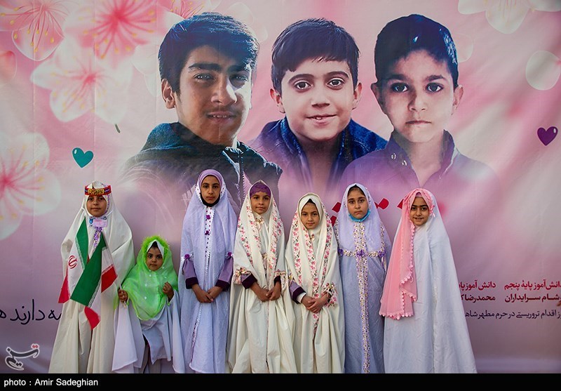 جشن روزه اولی ها در حرم مطهر حضرت شاهچراغ (ع)