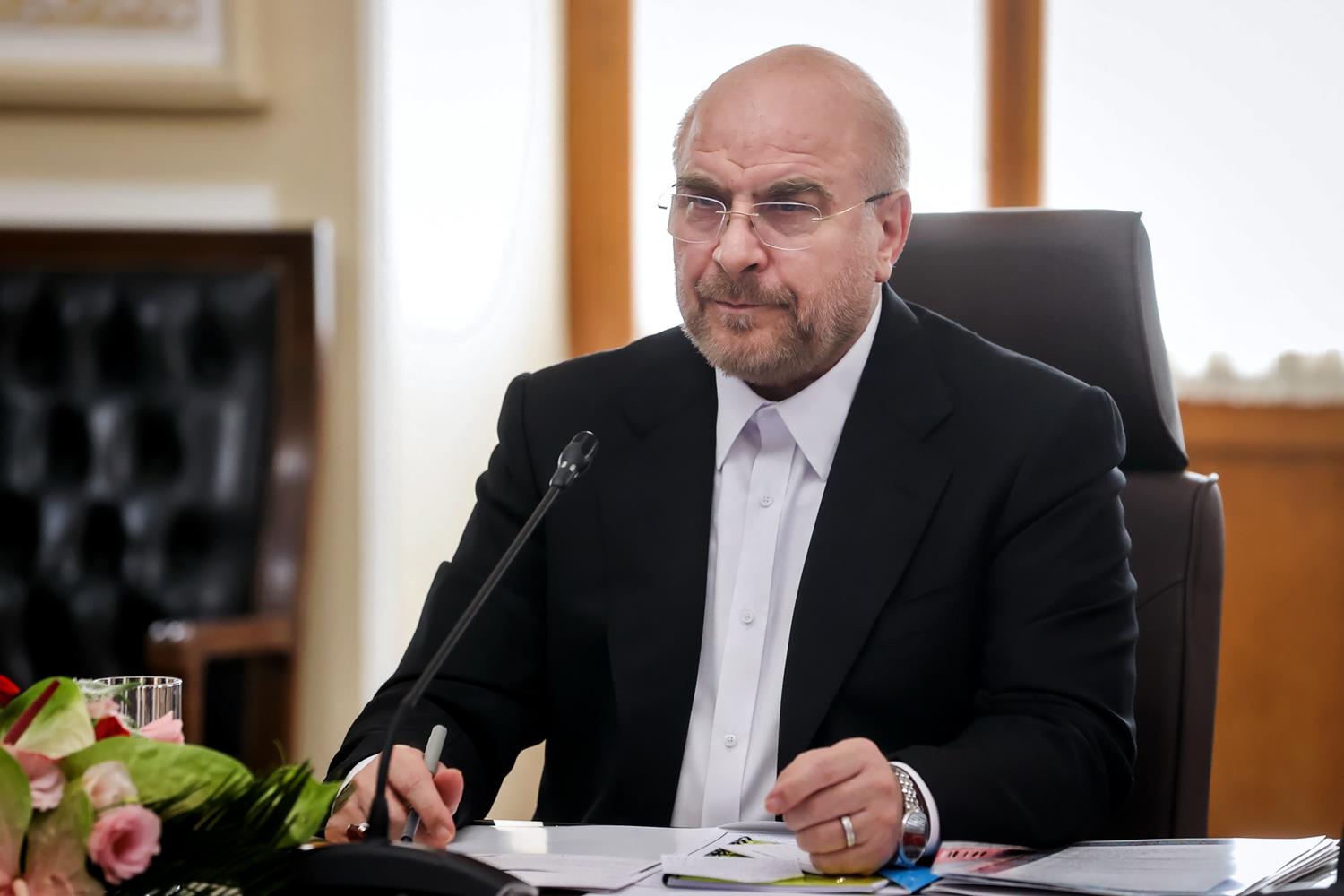 مراسم استقبال رسمی، دیدار رؤسای مجالس و نشست دوجانبه هیأت‌های ایران و ویتنام