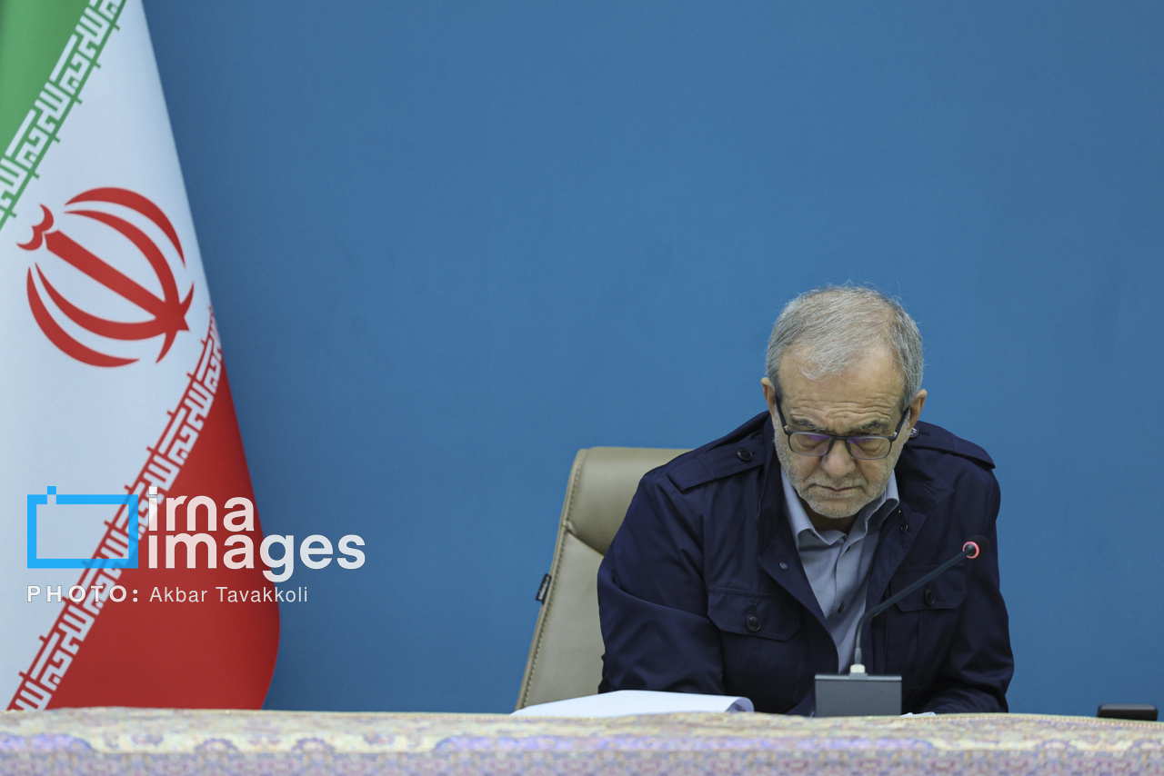 جلسه شورای عالی جوانان با حضور رییس جمهور