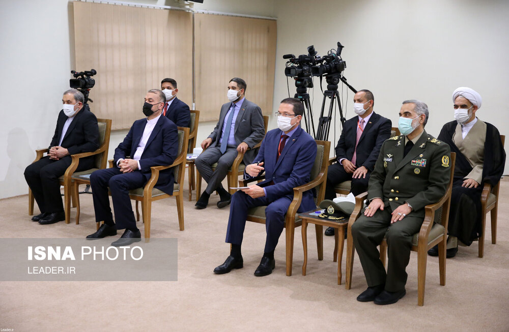 دیدار رییس‌جمهوری ونزوئلا و هیئت همراه با مقام معظم رهبری