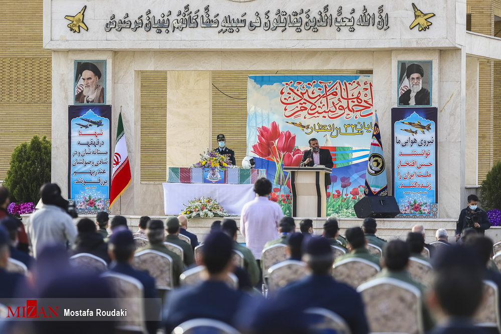 قالیباف در مراسم تشییع پیکر خلبان شهید