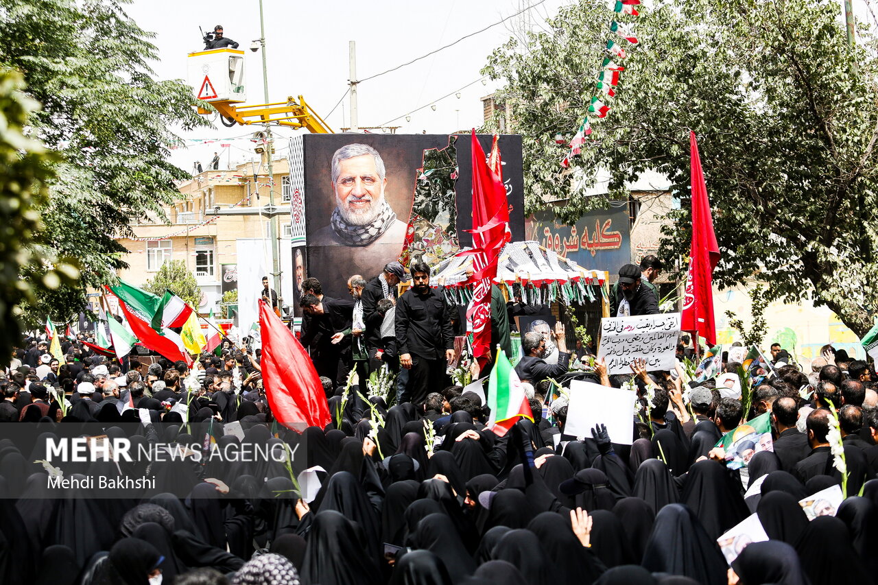 تشییع سرلشکر شهید«محمدسعید ایزدی» در قم