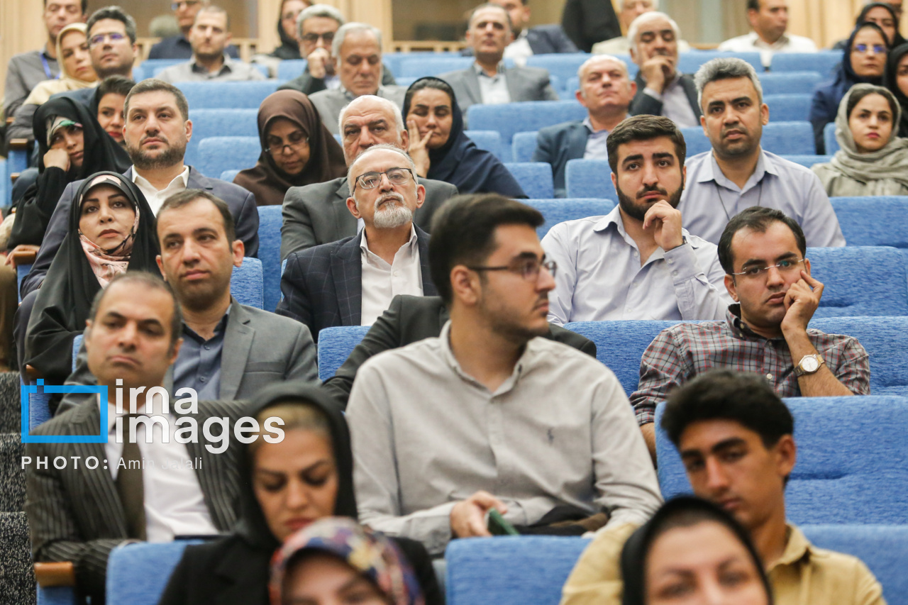 حضور قالیباف در همایش کارآفرینی اجتماعی