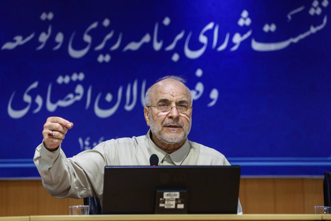 نشست شورای برنامه‌ریزی و توسعه استان سمنان