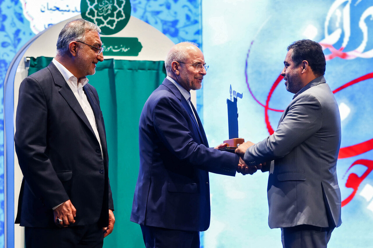  آیین رونمایی از مجموعه ۳۰ جلدی استعمارشناسی ایرانی با حضور قالیباف