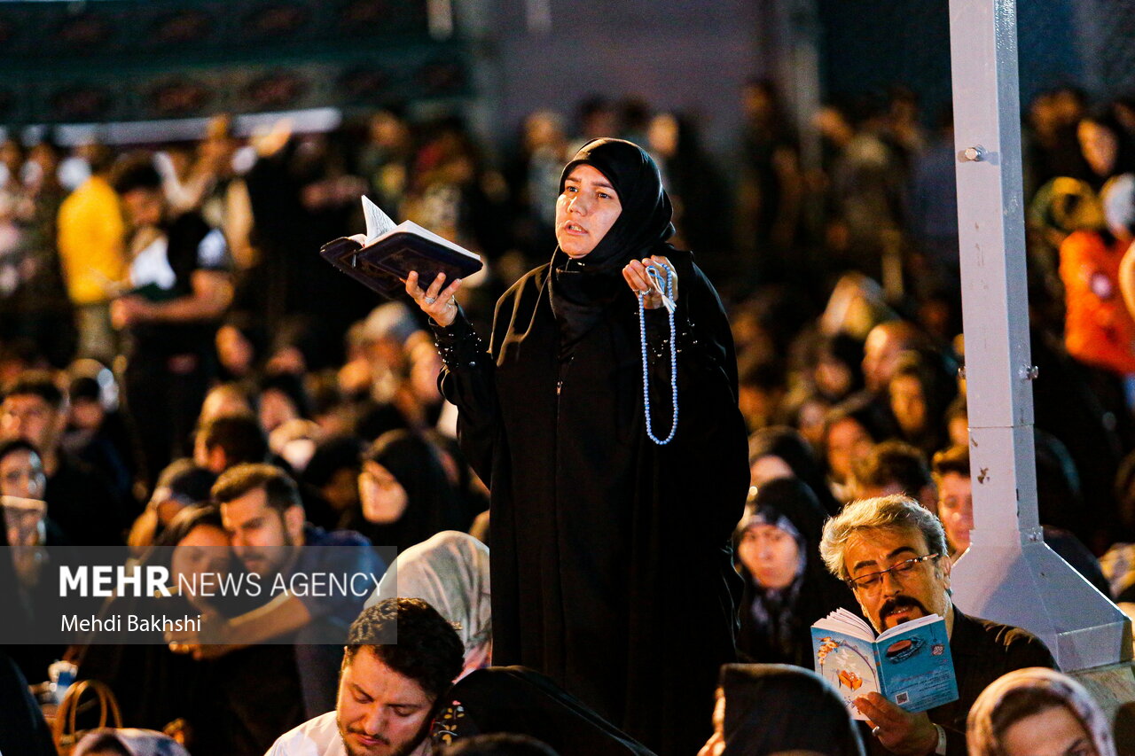 مراسم احیای شب قدر در حرم حضرت معصومه(س)