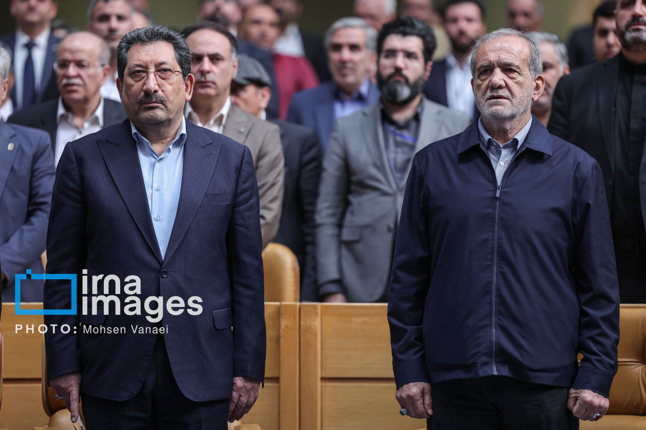 همایش «روز ملی صادرات» با حضور پزشکیان