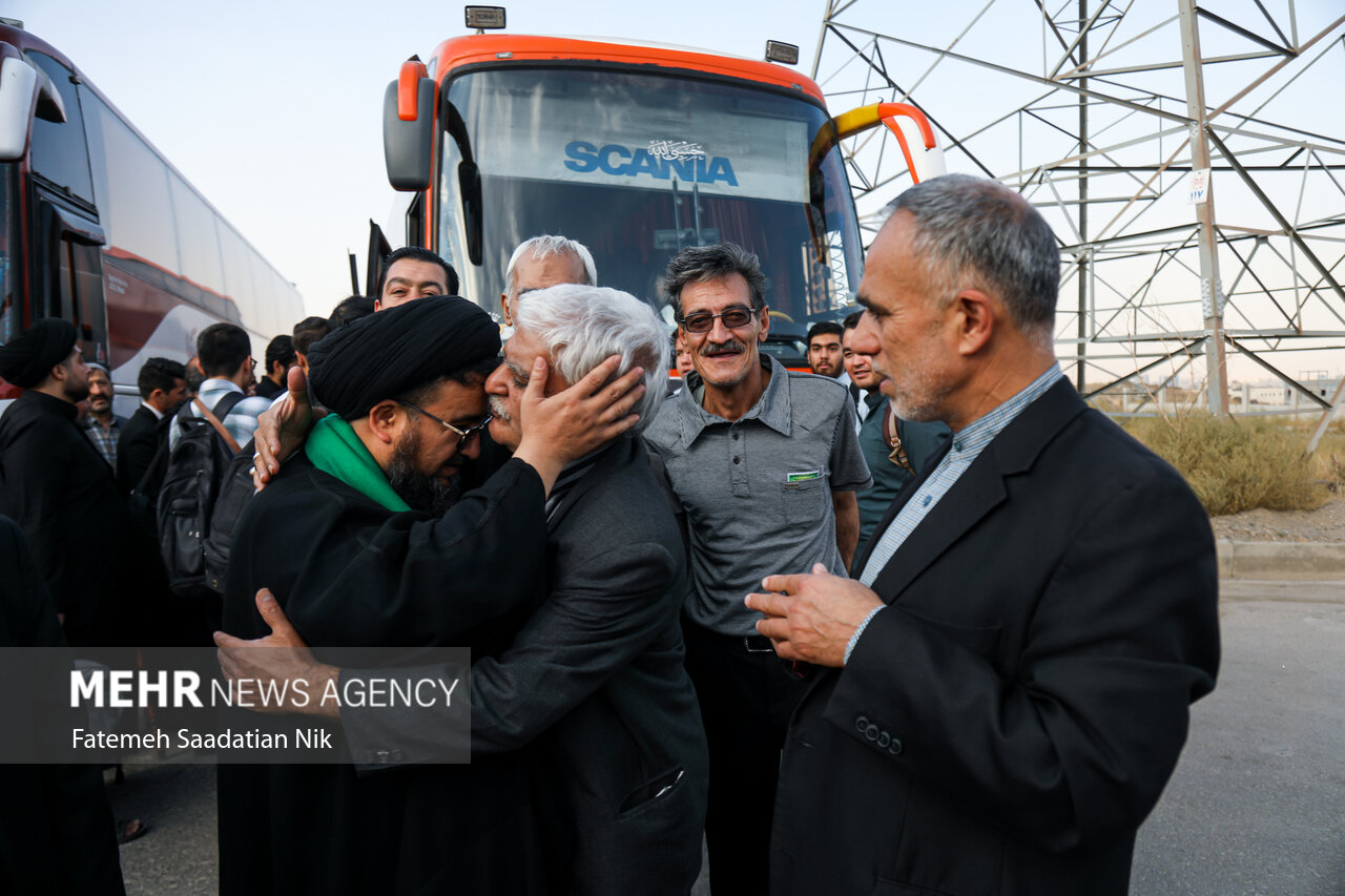 کاروان عزاداران حضرت فاطمه معصومه(س)