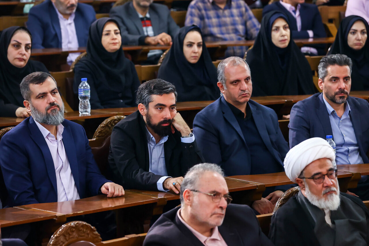 آئین گرامیداشت روز کتاب و کتابخوانی با حضور قالیباف