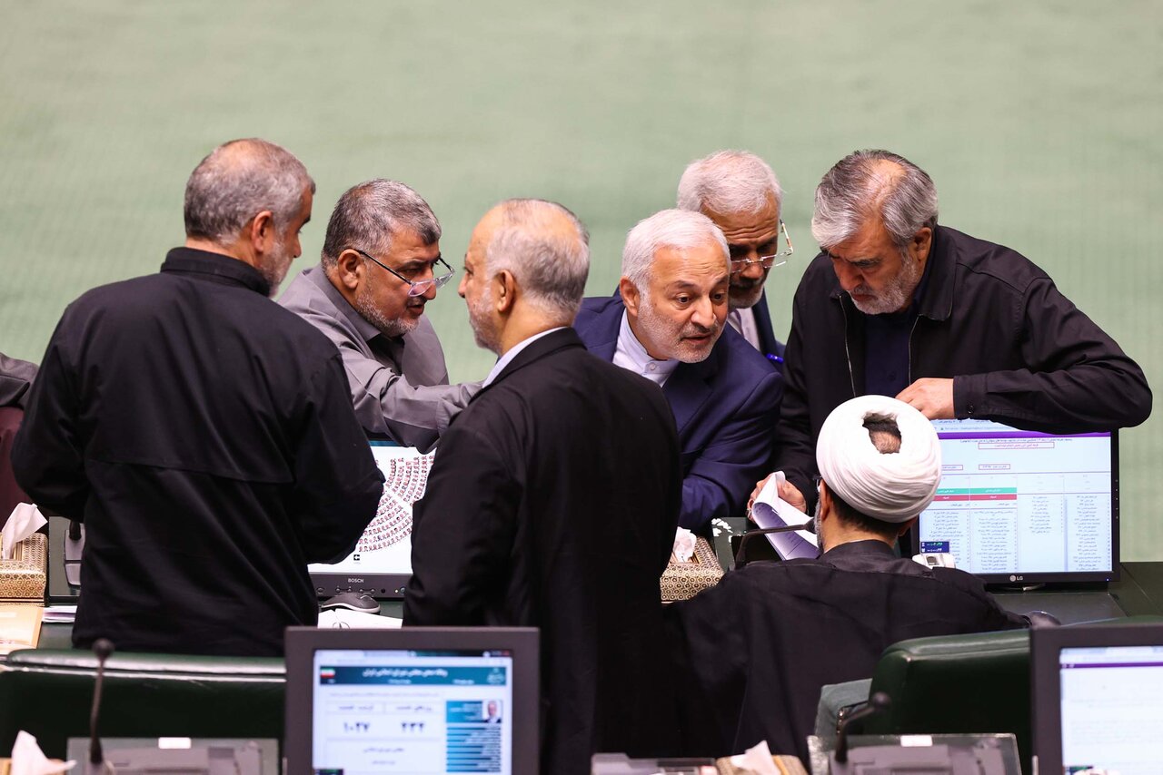 صحن علنی یکشنبه 12 مردادماه مجلس