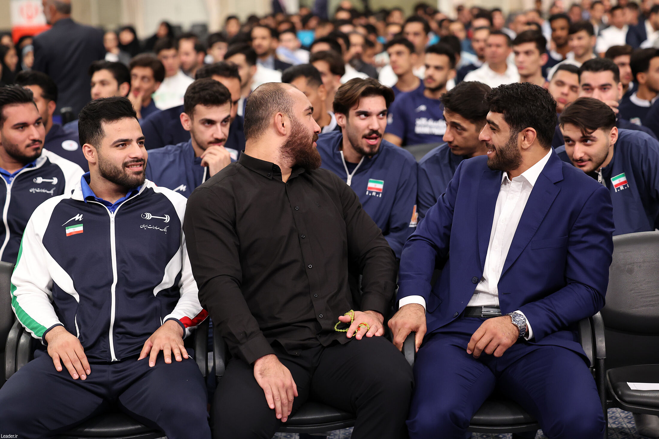 تصاویری از دیدار مدال‌آوران ورزشی و علمی با رهبر انقلاب