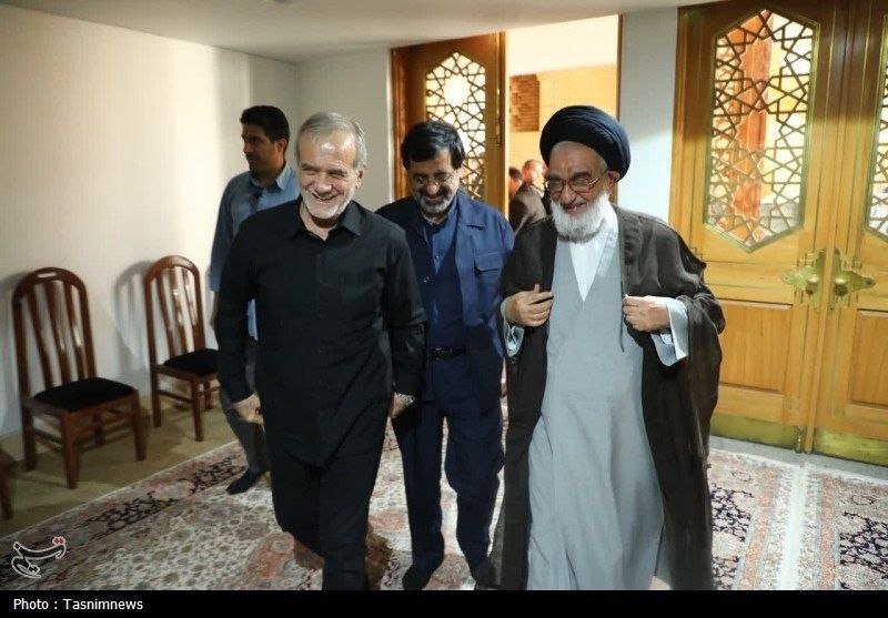 رئیس‌‌جمهور با آیت‌الله سعیدی دیدار کرد