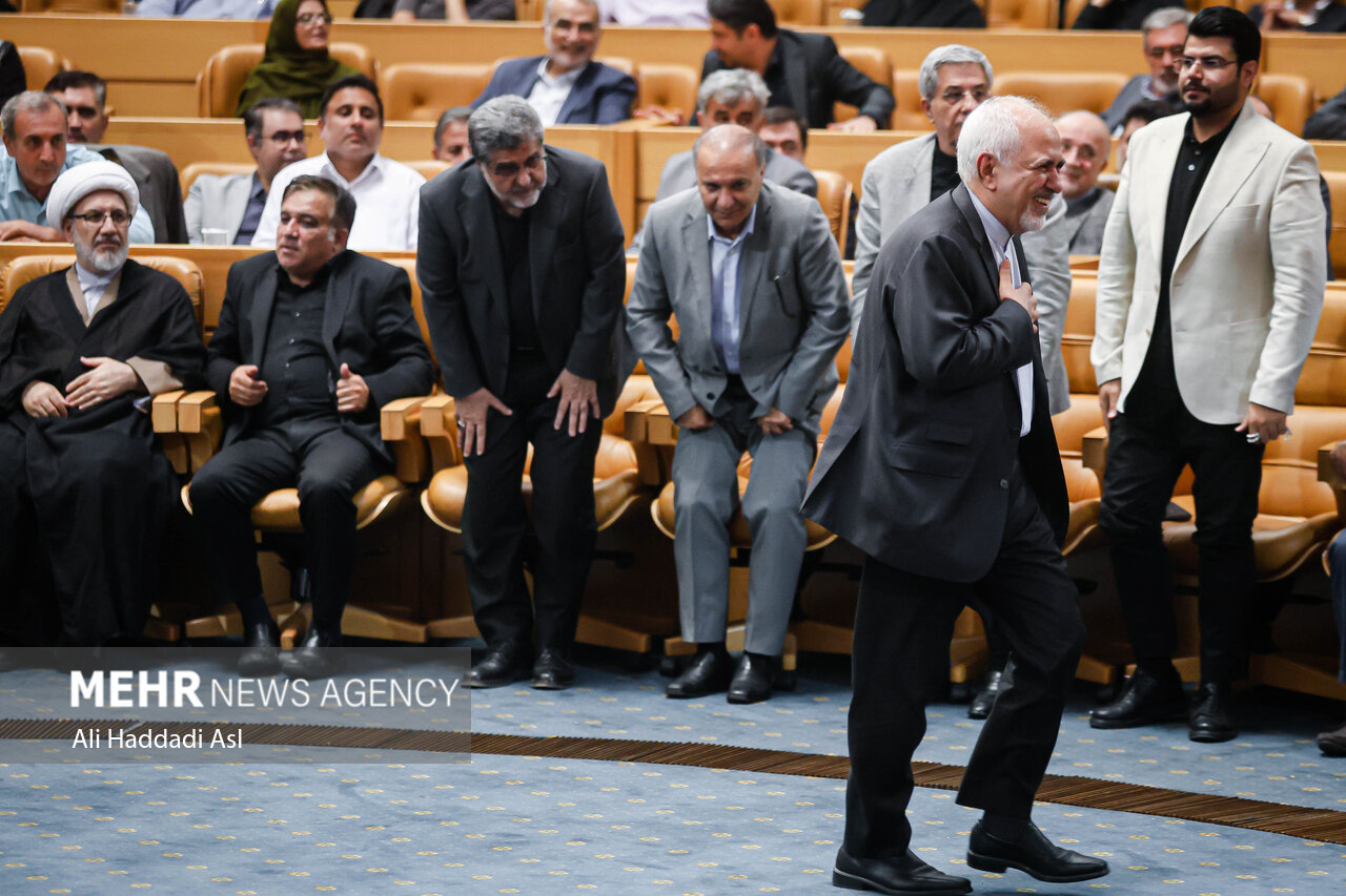  همایش اعضای کمیته‌های مشورتی انتخاب دولت چهاردهم