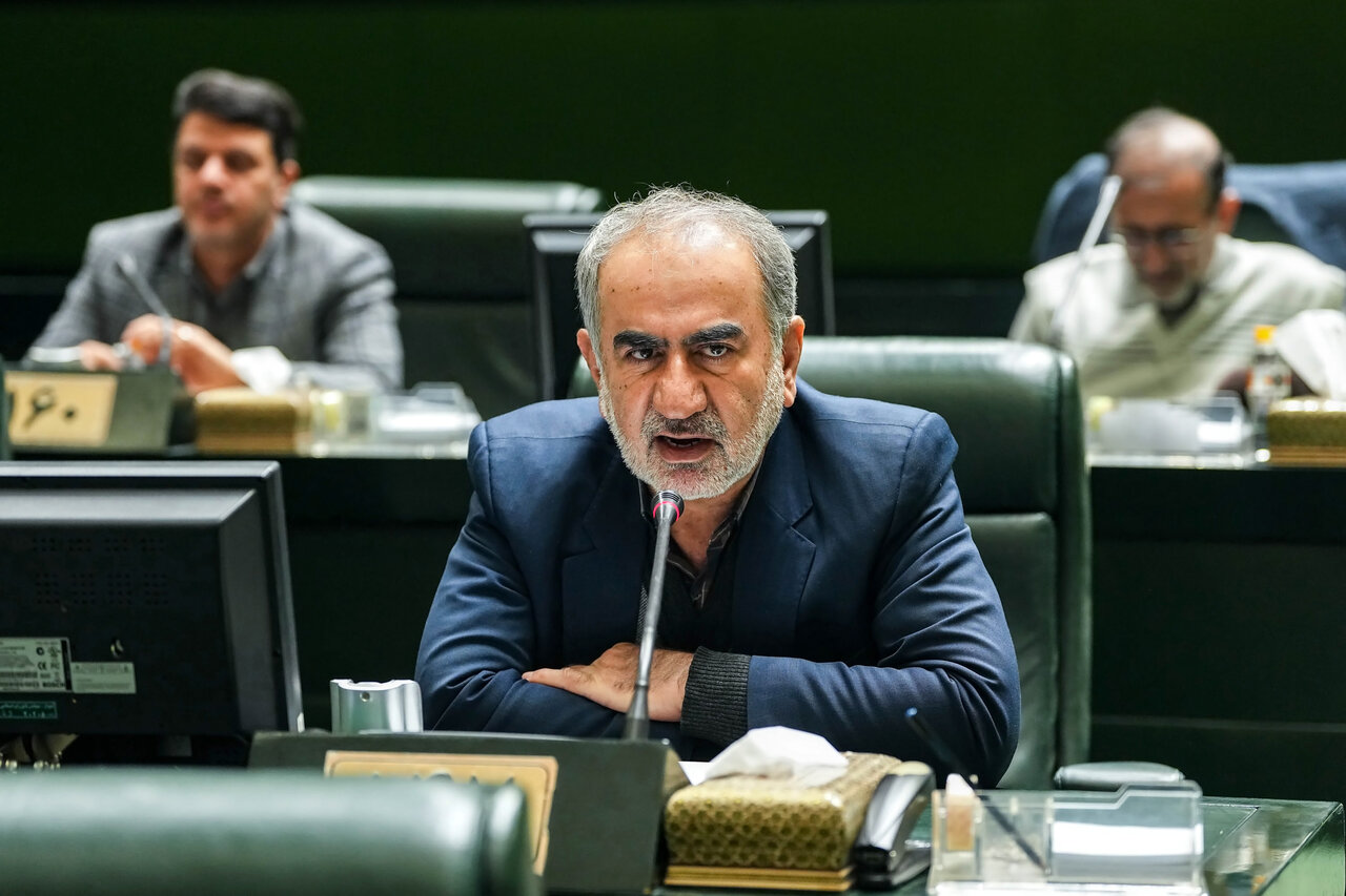 حضور امیر موسوی و عراقچی در جلسه غیرعلنی مجلس