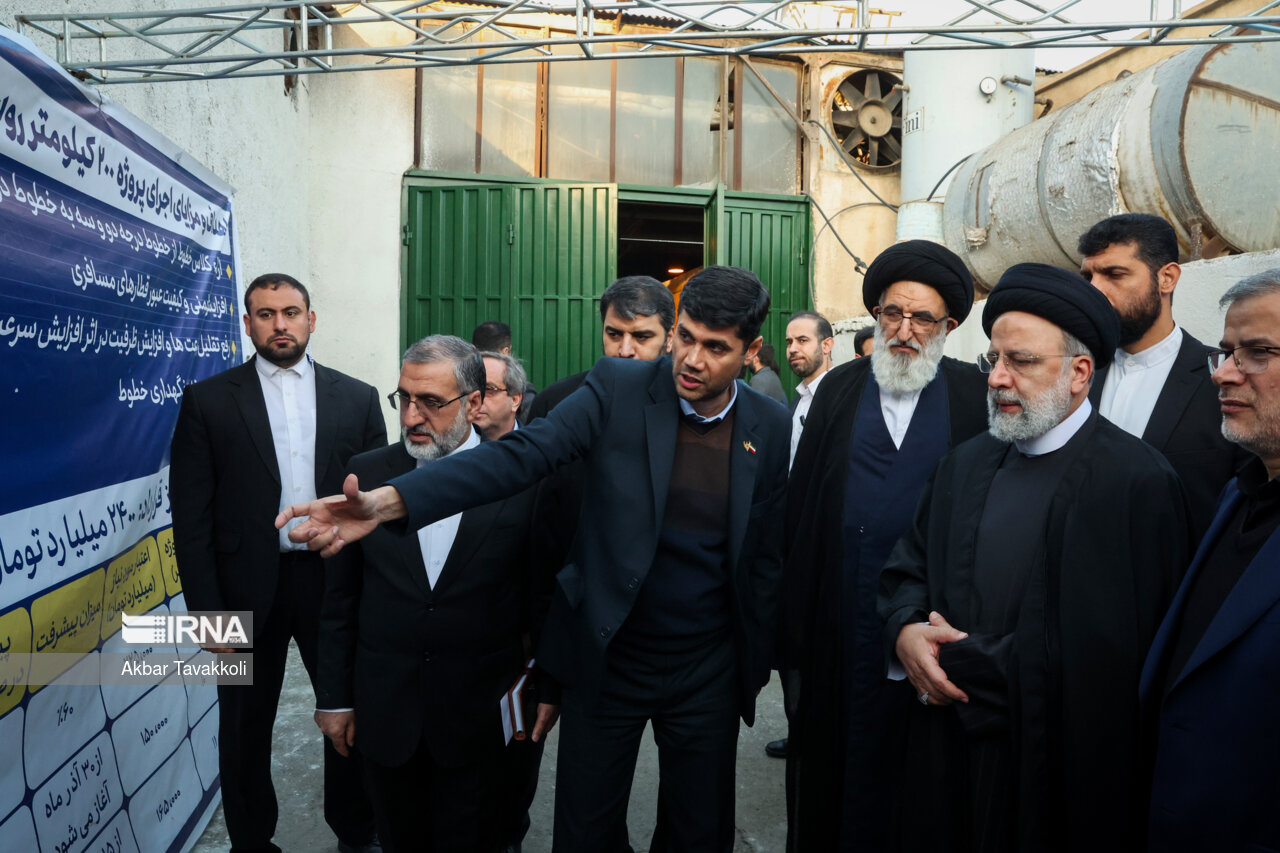 بازدید رییس جمهور از کارخانه «ایران تراورس»