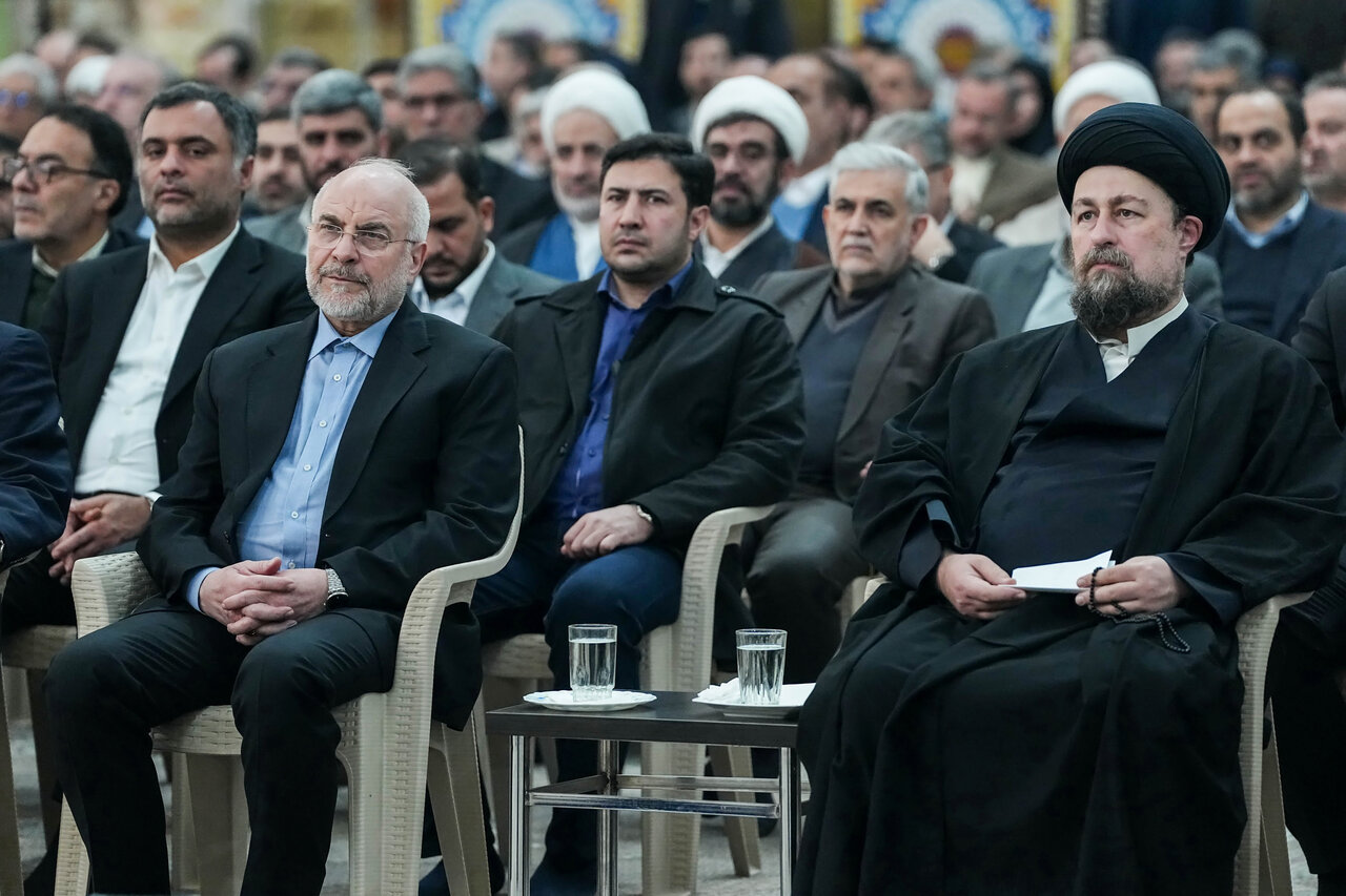 تجدید میثاق رئیس مجلس و نمایندگان با آرمان‌های امام(ره)