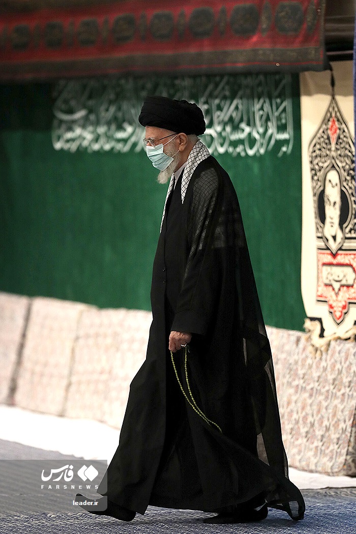 عزاداری شب تاسوعای حسینی با حضور رهبری