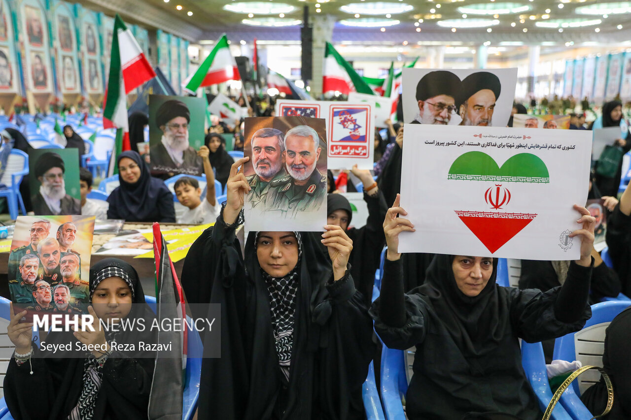 مراسم اربعین شهدای اقتدار ایران