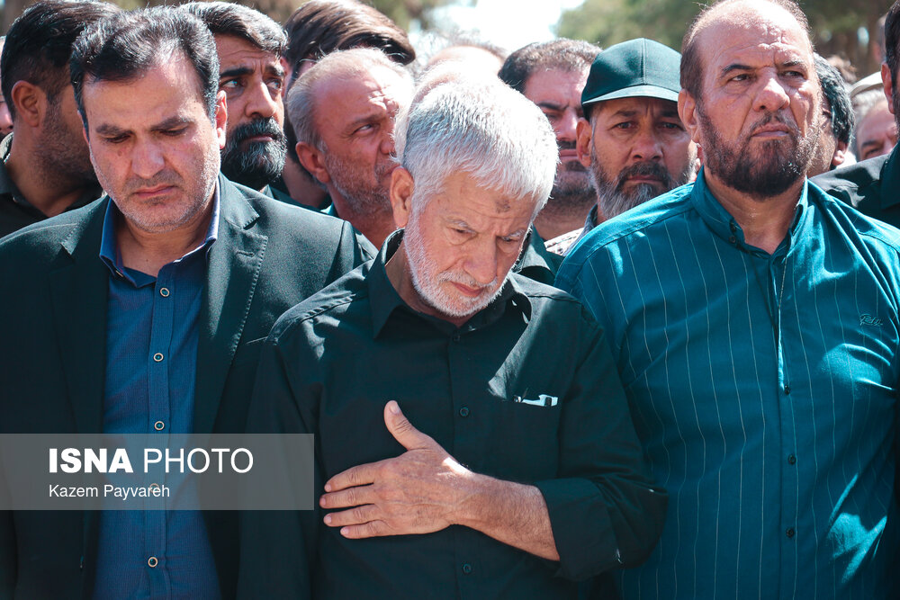 تشییع پیکر مطهر ۷ شهید حمله رژیم صهیونیستی