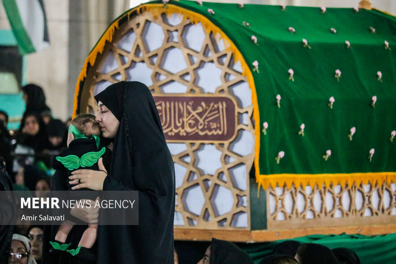 مراسم شیرخوارگان حسینی