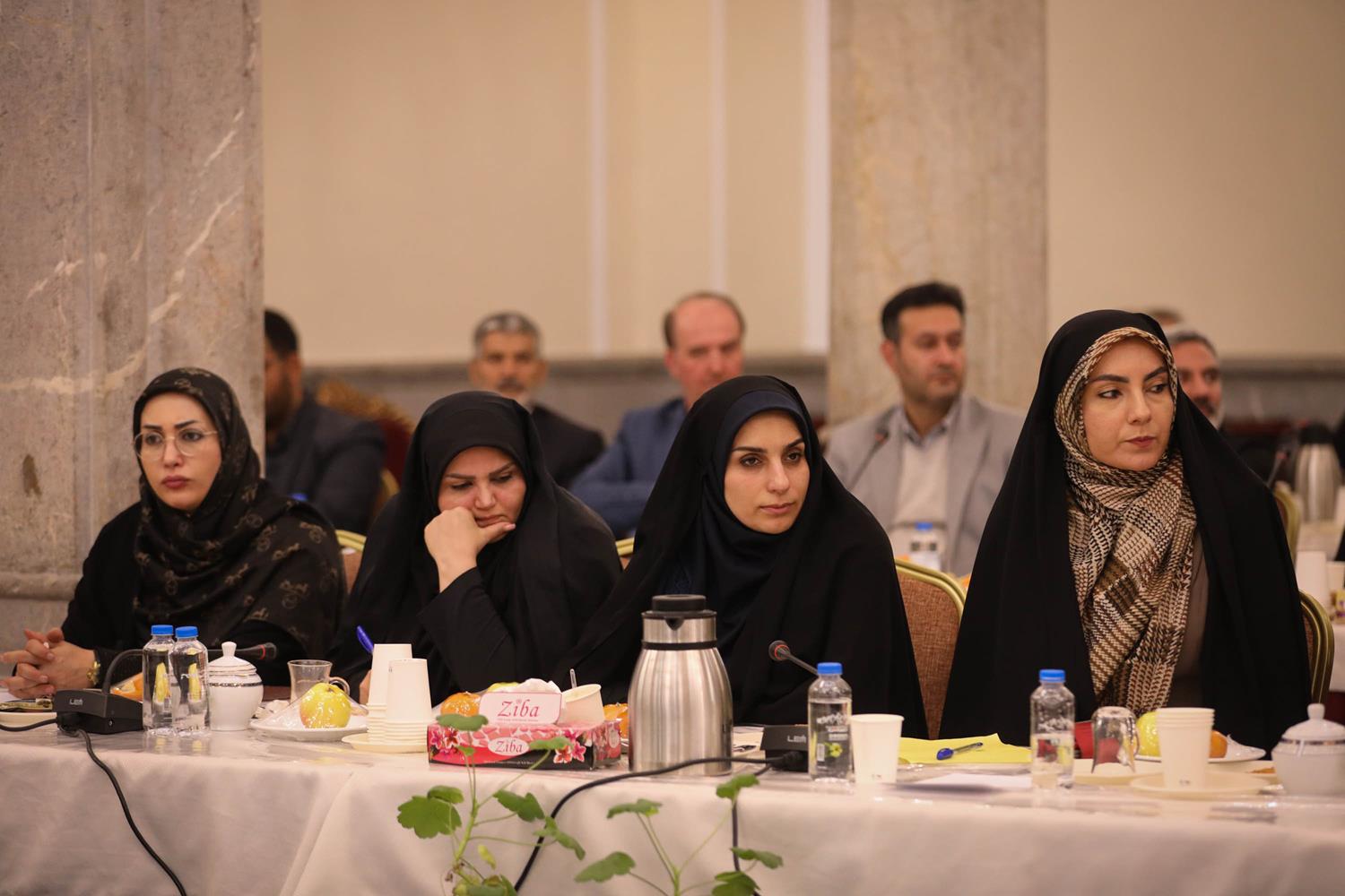 دیدار شورایاران محلات تهران با قالیباف