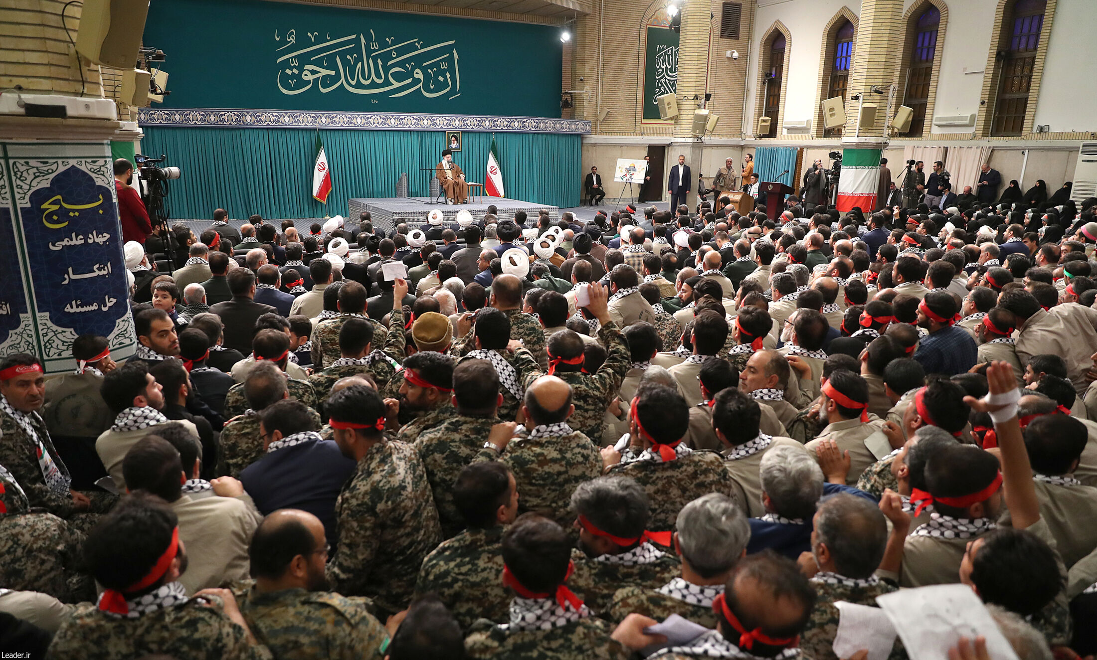 دیدار بسیجیان با رهبر انقلاب