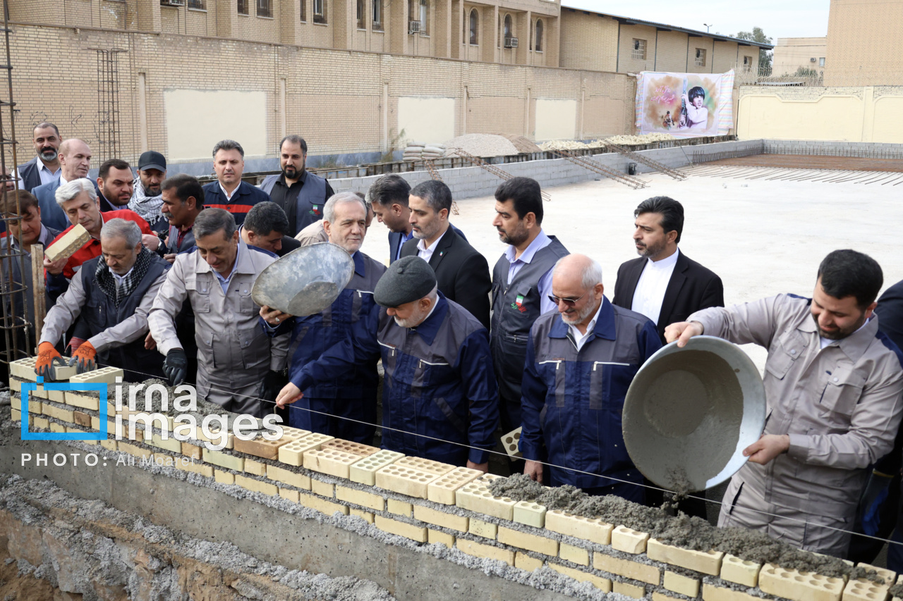 پزشکیان در پروژه مدرسه‌سازی اهواز