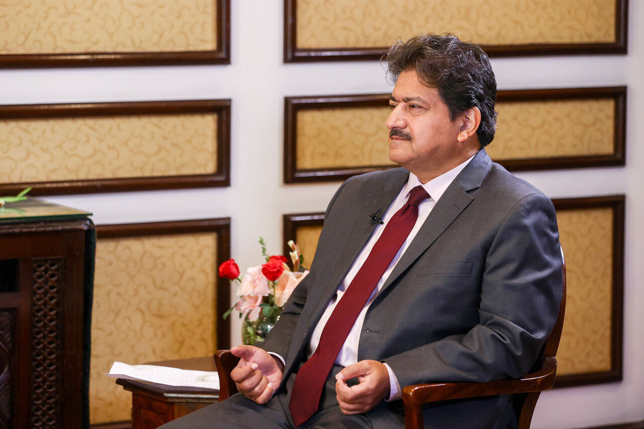 مصاحبه حامد میر مجری و روزنامه‌نگار سرشناس پاکستانی با قالیباف 