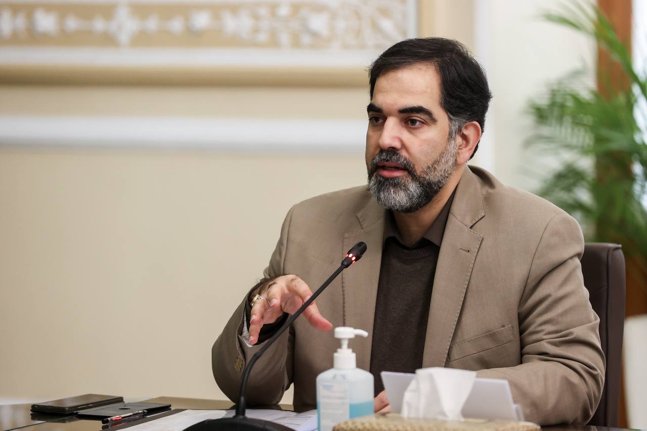 جلسه هئیت امنای کتابخانه با حضور قالیباف 