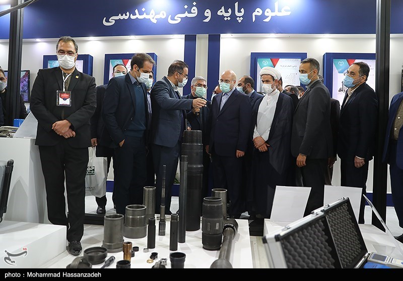 افتتاح نمایشگاه دستاوردهای جهاد دانشگاهی ۱۴۰۰ 