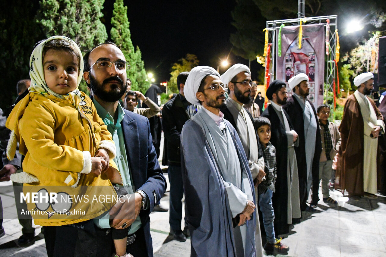 تجمع مردم بیرجند 