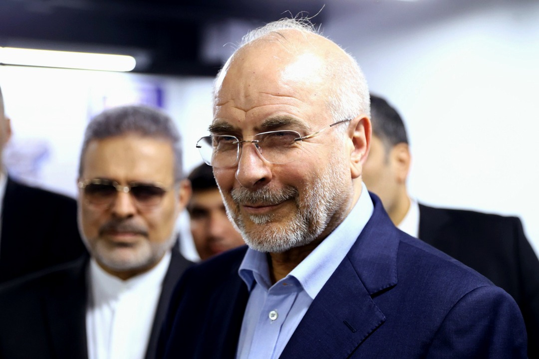 بازدید قالیباف از نمایشگاه دستاوردهای فن آوری جمهوری اسلامی در کاراکاس