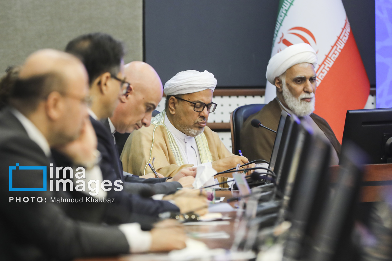 هم‌اندیشی فعالان اقتصادی با حضور معاون اول