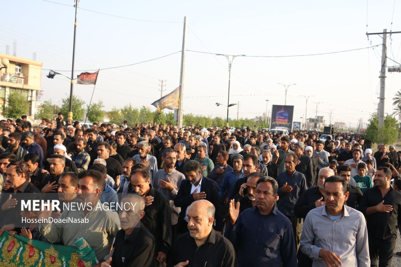  راهپیمایی عزاداران توکهور و هشتبندی در سوگ امام صادق(ع)