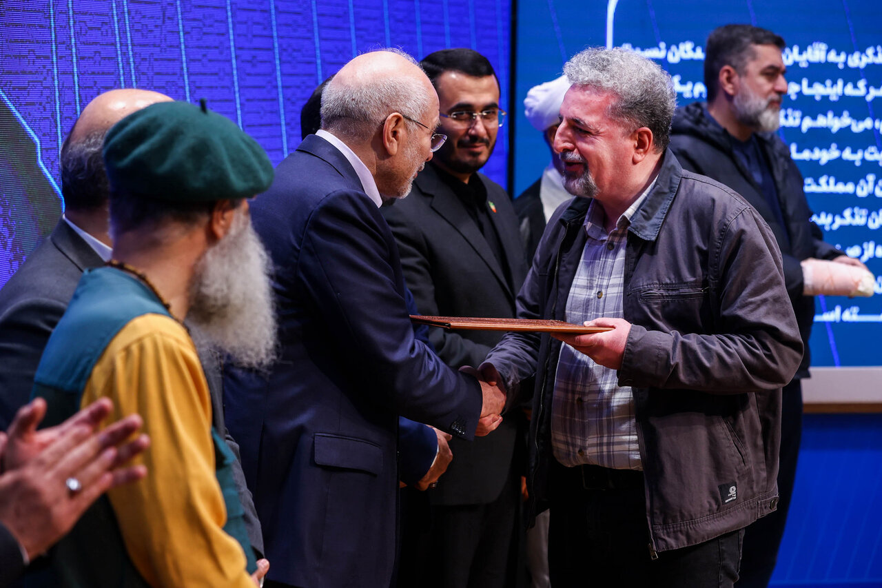 اختتامیه دومین جشنواره رسانه‌ای بهارستان با حضور قالیباف