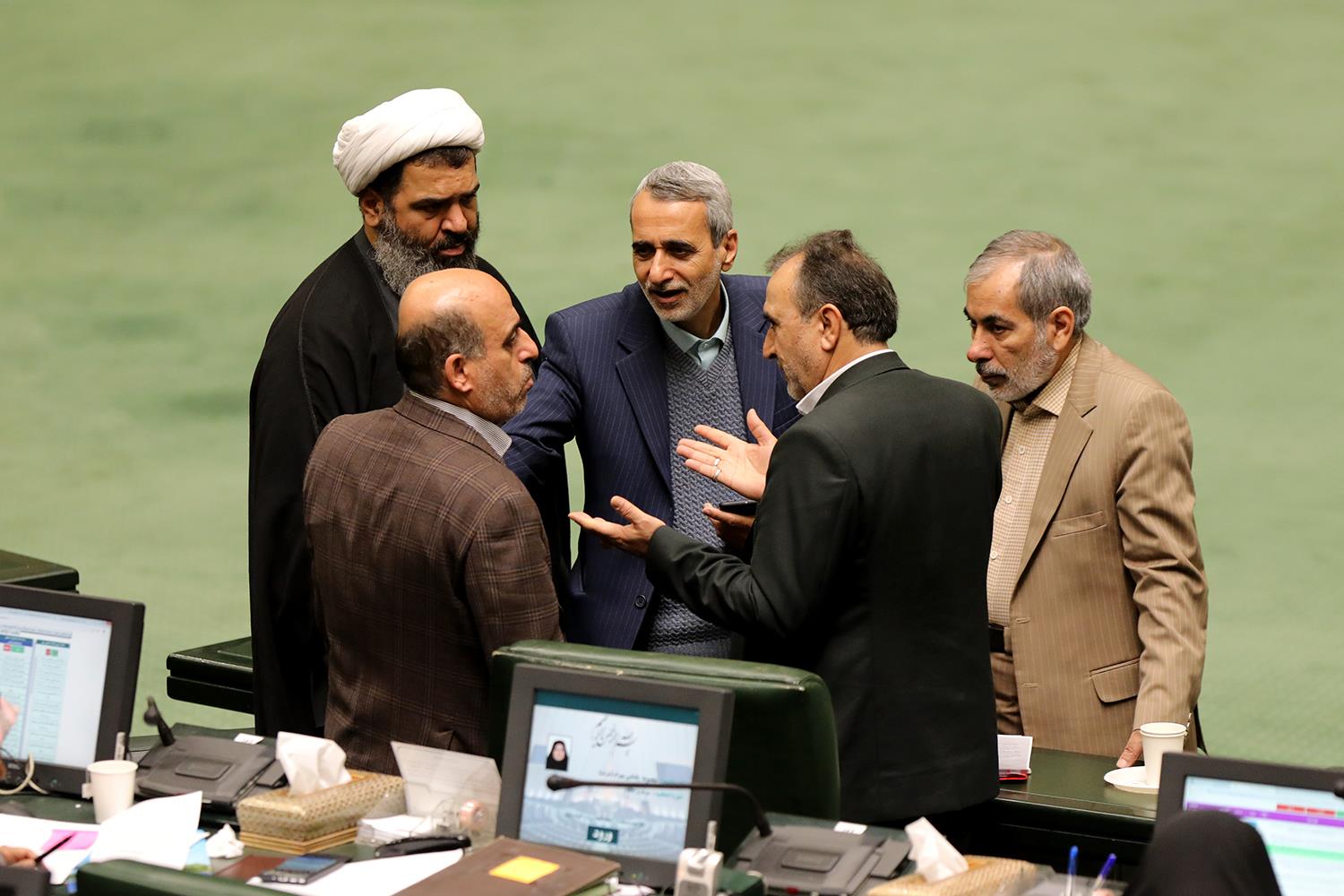 صحن علنی مجلس شورای اسلامی ۸ بهمن ماه ۱۴۰۲