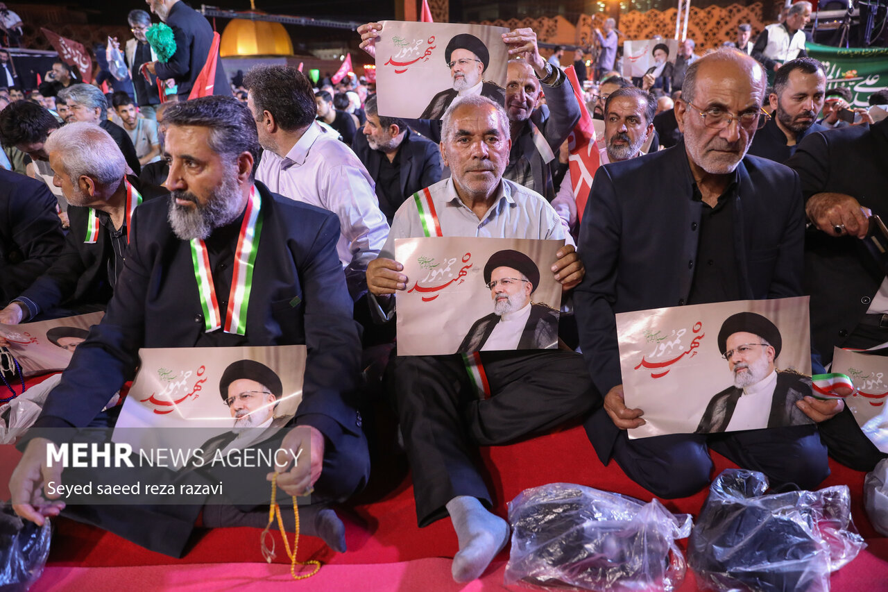 حضور قالیباف در مراسم هفتمین روز عروج شهیدان خدمت