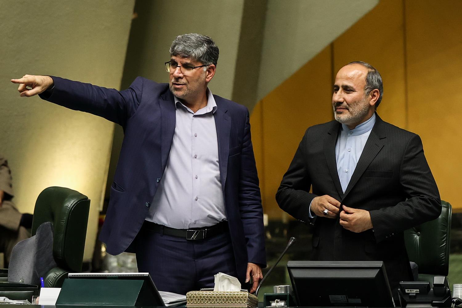 نشست بررسی برنامه هفتم توسعه در صحن علنی مجلس شورای اسلامی