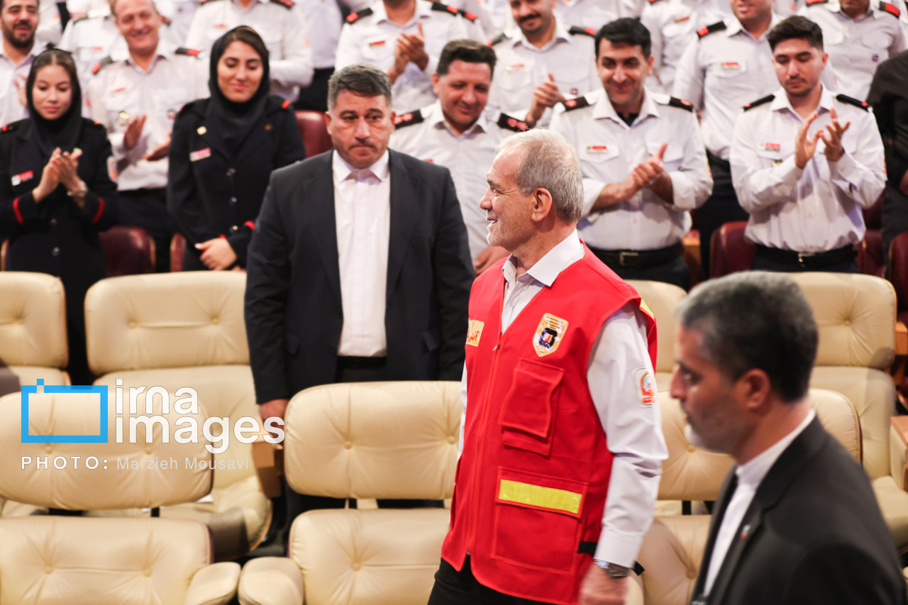 گرامیداشت روز آتش‌نشان
