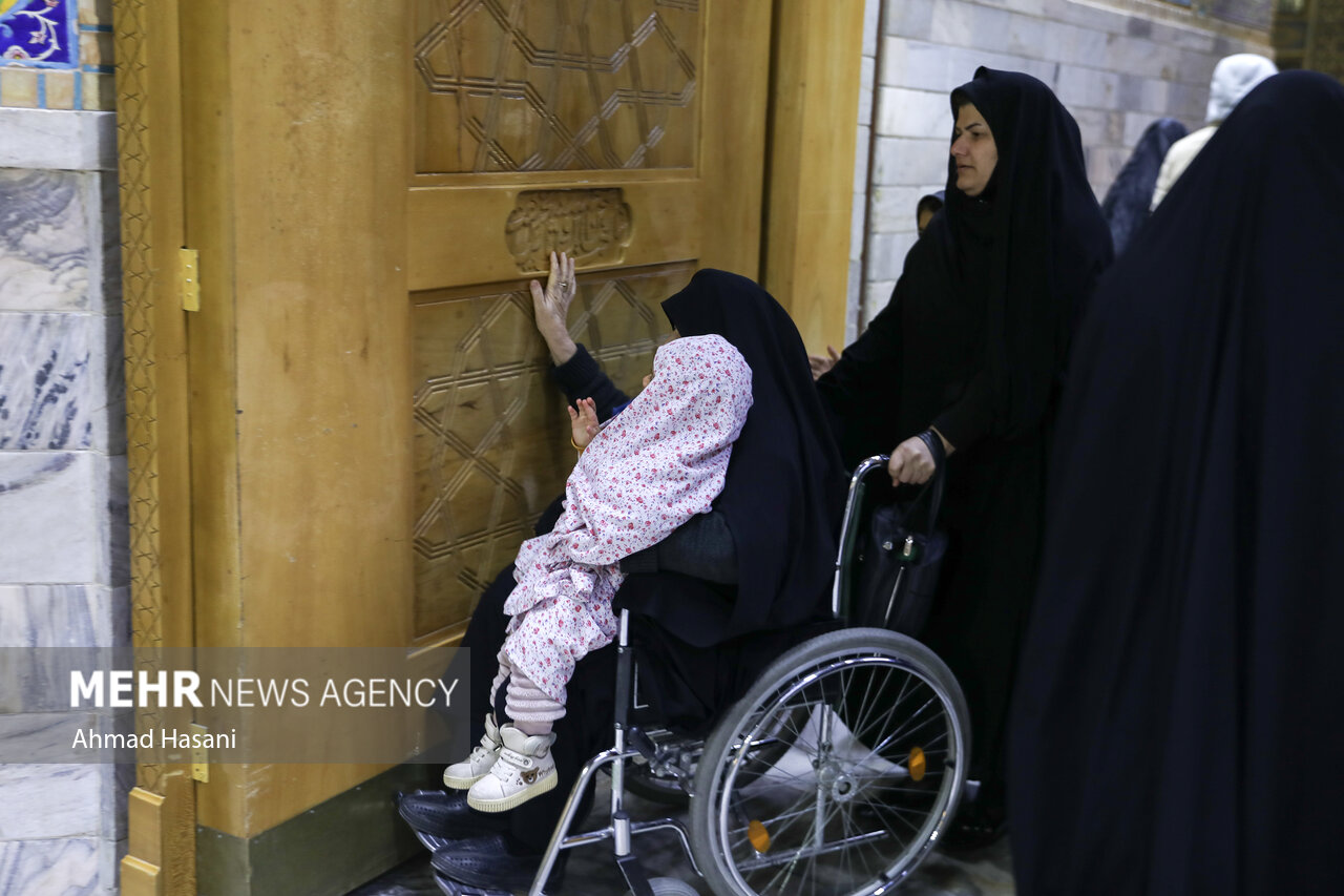 حال و هوای حرم مطهر امام رضا(ع)