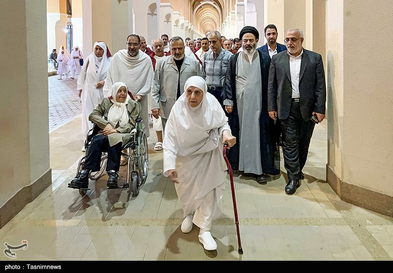  بازدید سرپرست حجاج ایرانی از مرکز پزشکی حج و زیارت در مدینه