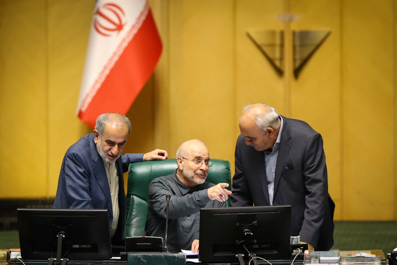 صحن علنی یکشنبه ۴ شهریورماه مجلس