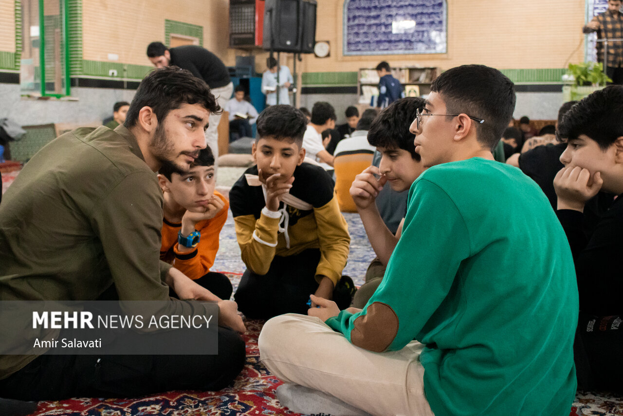 اعتکاف دانش آموزی