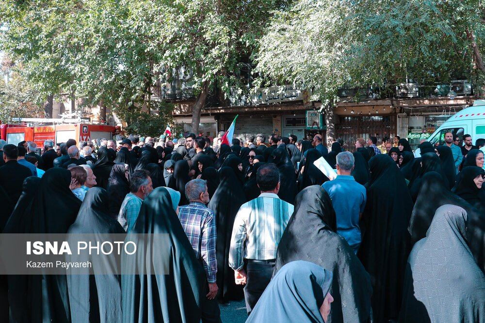 تشییع پیکر مطهر ۷ شهید حمله رژیم صهیونیستی