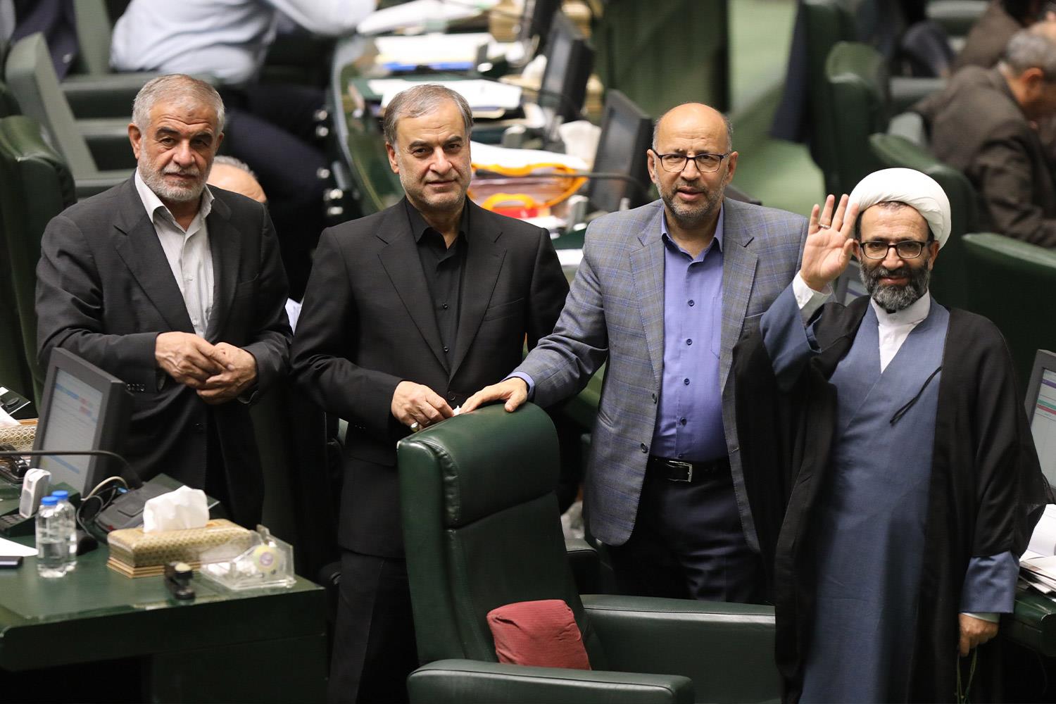 نشست بررسی برنامه هفتم توسعه در صحن علنی مجلس 