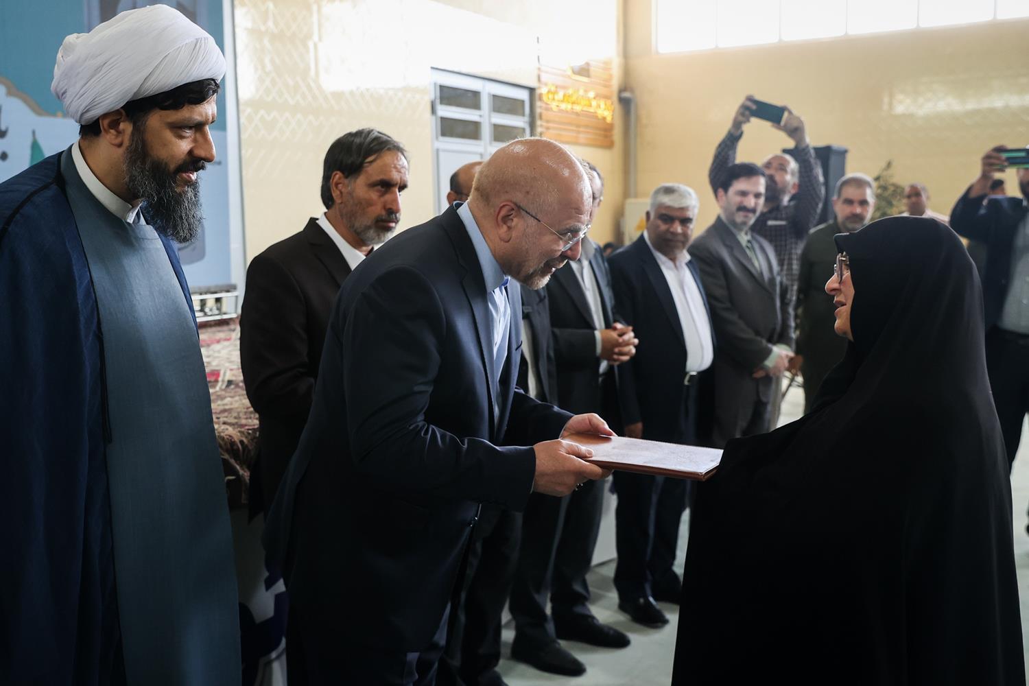 حضور قالیباف در همایش صنعتگران، کارآفرینان